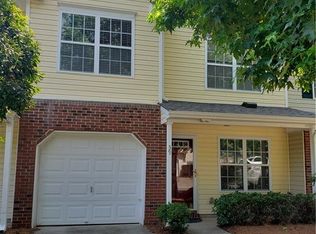 39 Scott Hollow Dr, Winston Salem, NC 27103