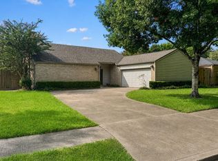 9103 Chesney Downs Dr, Houston, TX 77083