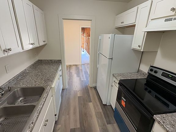 4th image of 3322 Tierra Dr NE
