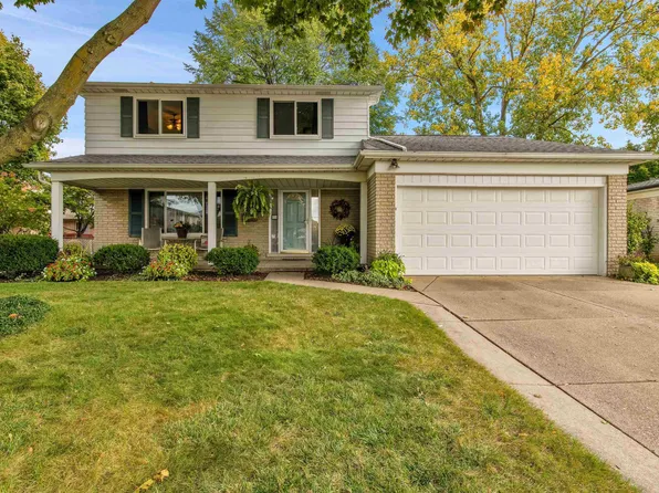30880 Avondale Dr, Madison Heights, MI 48071