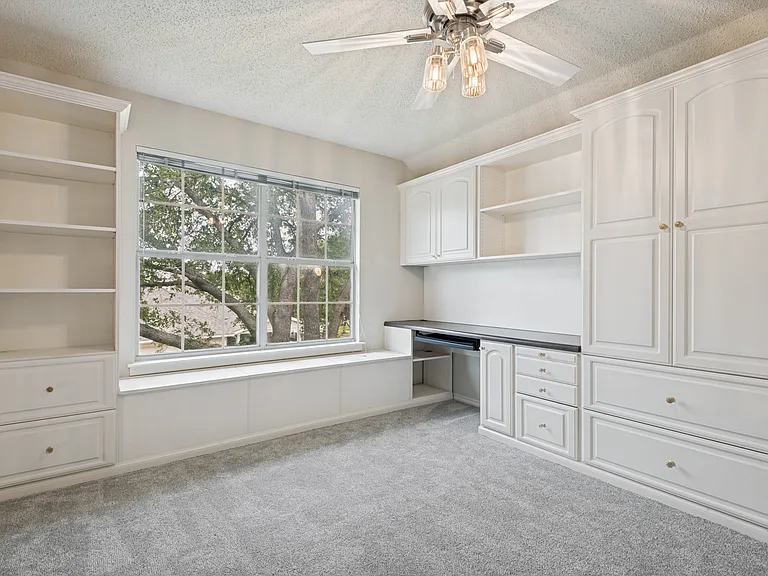 6137 Pebble Creek Dr — Photo 14