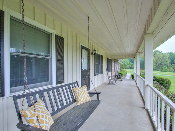 4th image of 107 Cool Springs Ct