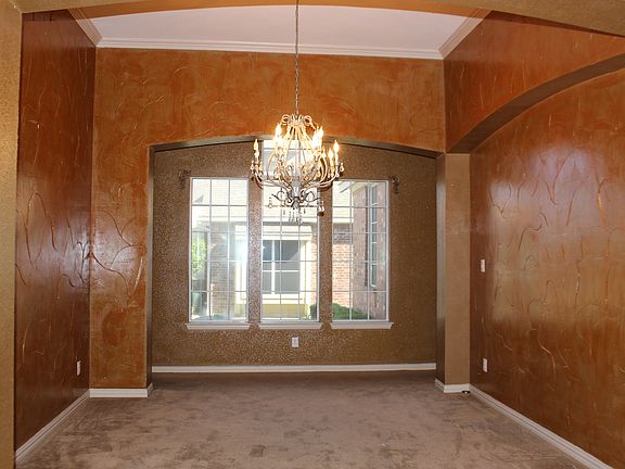 Formal Dining