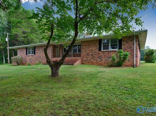 421 Elkwood Section Rd, Hazel Green, AL 35750