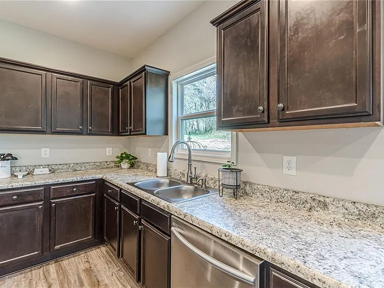 123 Mulberry Dr — Photo 20