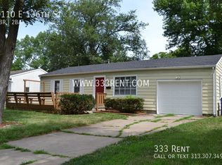 1110 E 136th St, Grandview, MO 64030