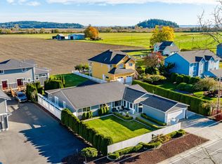 733 Maple Avenue, La Conner, WA 98257