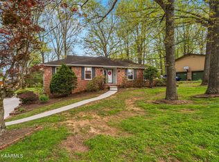 7825 Cranley Rd, Powell, TN 37849