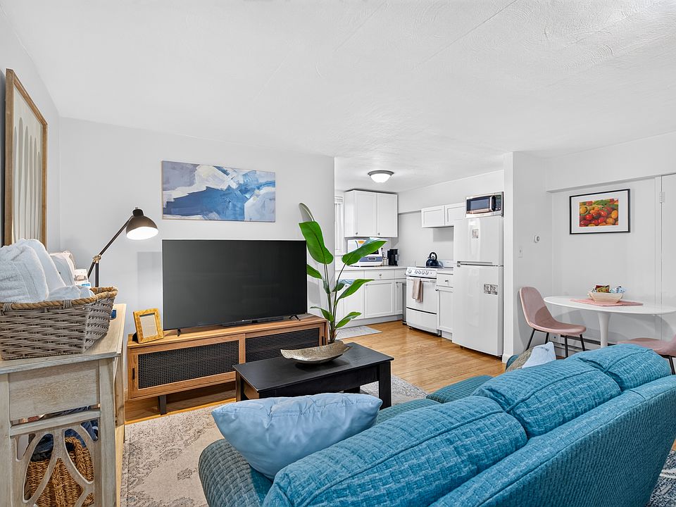 1st image of 105 Chestnut St APT 2B