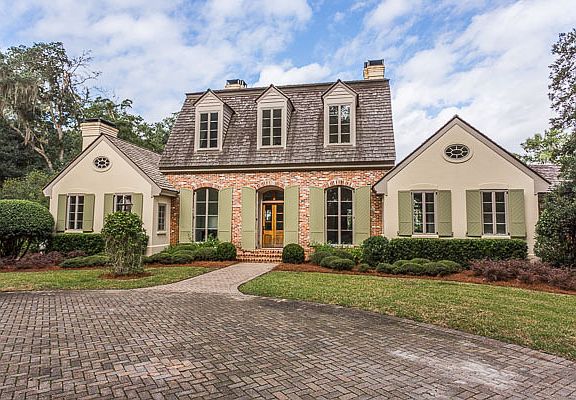 2nd image of 446 Saint Annies Ln