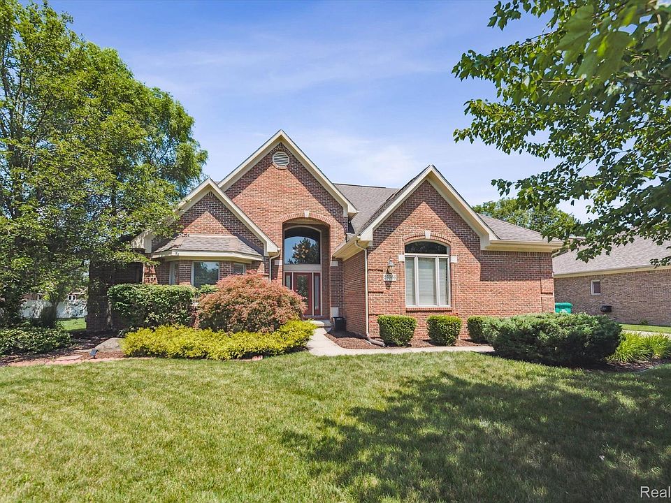 1st image of 26866 Silver Creek Ct