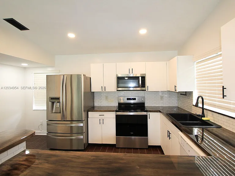 14740 SW 108th Ter — Photo 5