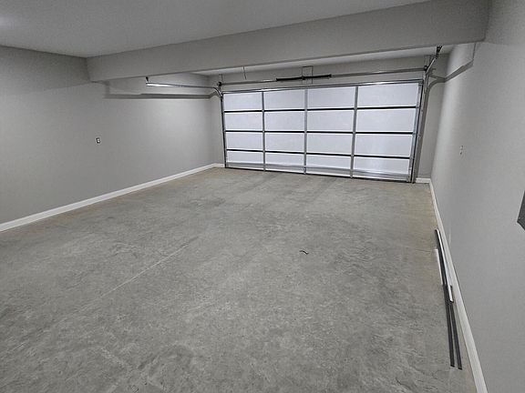 4th image of 825 Denali Dr