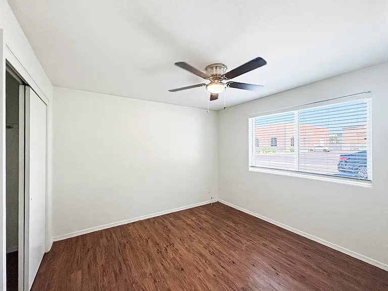2417 E Campbell Ave #2A — Photo 2