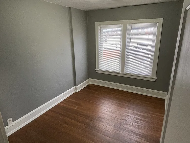 3788 W 152nd St #5 — Photo 7