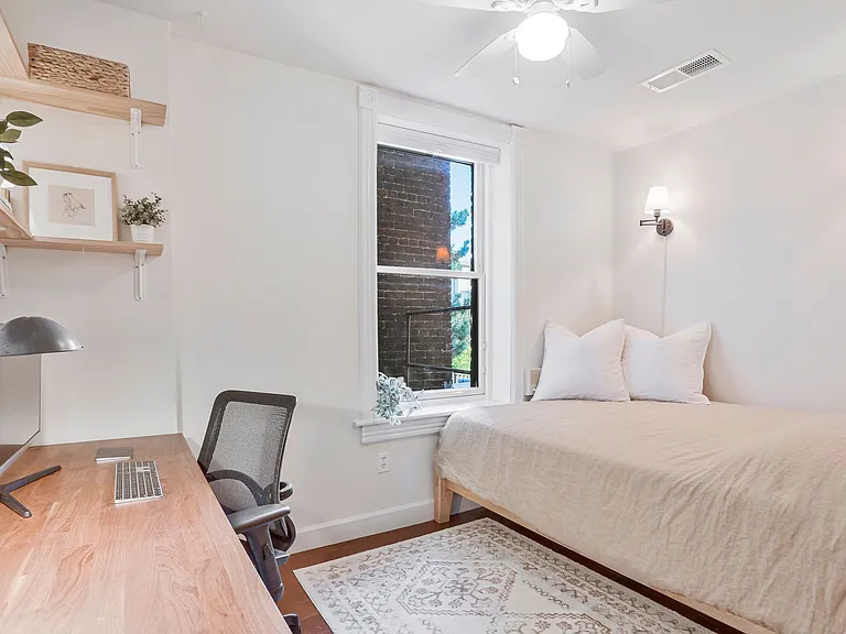 2510 Cliffbourne Pl NW #202 — Photo 13