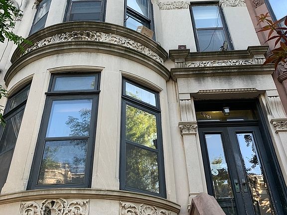5th image of 622 2nd St APT 5F