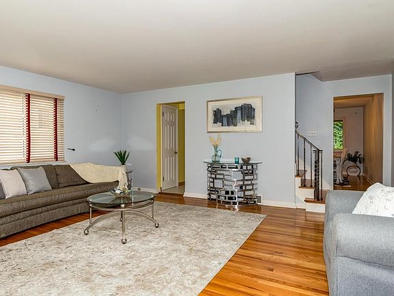 4th image of 7034 Penn Ave