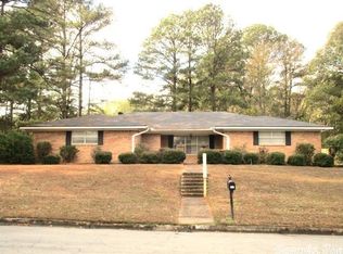 5702 Hampton Pkwy, Pine Bluff, AR 71603