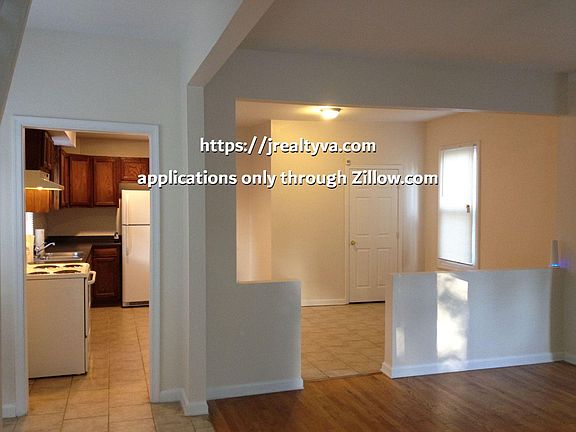 3rd image of 1503 Des Moines Ave