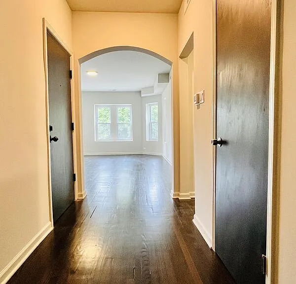 1371 S California Ave #2F — Photo 11