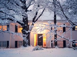 63 Horse Pond Rd, Madison, CT 06443