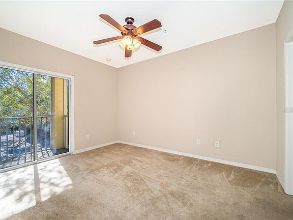 4th image of 2406 Grand Central Pkwy APT 10