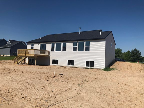 5th image of 9051 Sterling Hills Dr