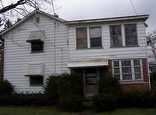 425 Duer Ct, Hubbard, OH 44425