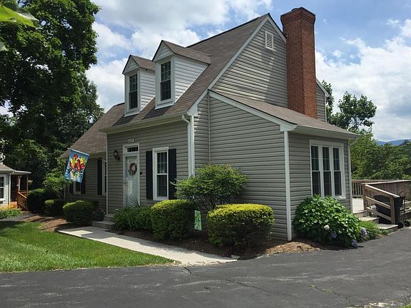 2nd image of 3229 Winterberry Dr