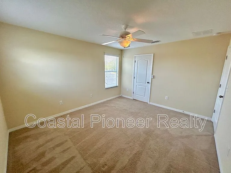 2123 Roanoke Springs Dr — Photo 23