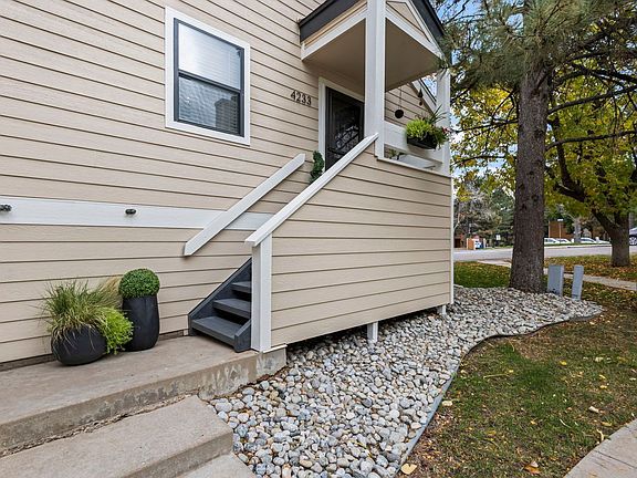 2nd image of 4233 S Richfield Way