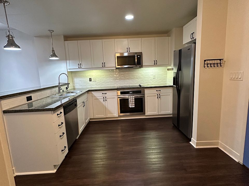 1st image of 1150 J St #3X
