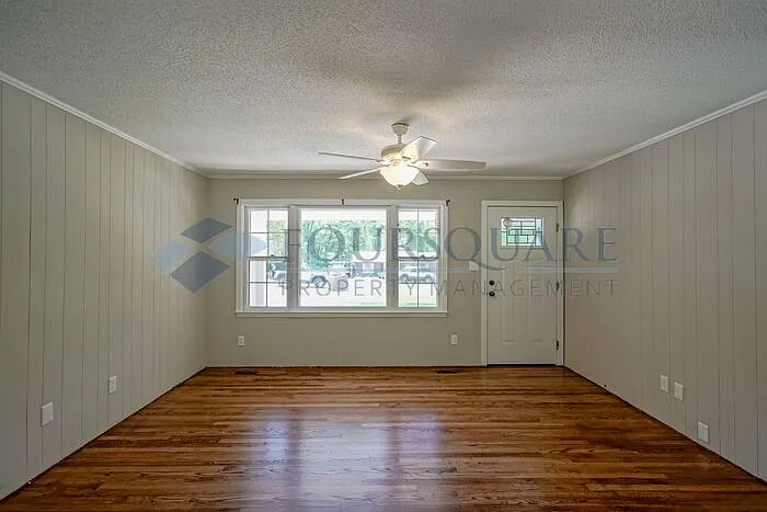 3 bed, 1.5 bath, 1497 sqft, $1,797 — Photo 4