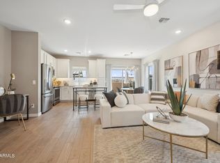 2836 W Red Fox Rd, Phoenix, AZ 85085