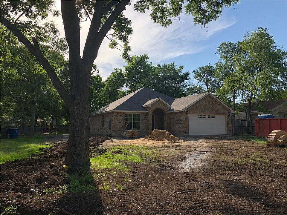 1st image of 2423 Fonville Dr