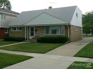7751 N Oconto Ave, Niles, IL 60714