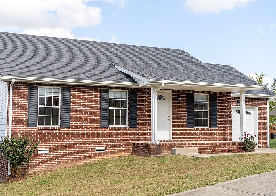 1st image of 959 Russet Dr