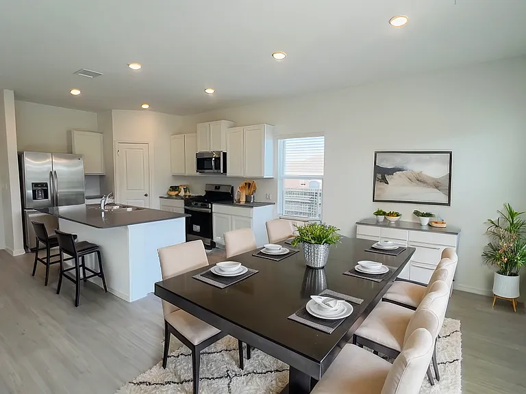 1801 Four Waters Loop — Photo 8
