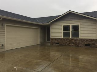 1801 Orchard Home Dr, Medford, OR