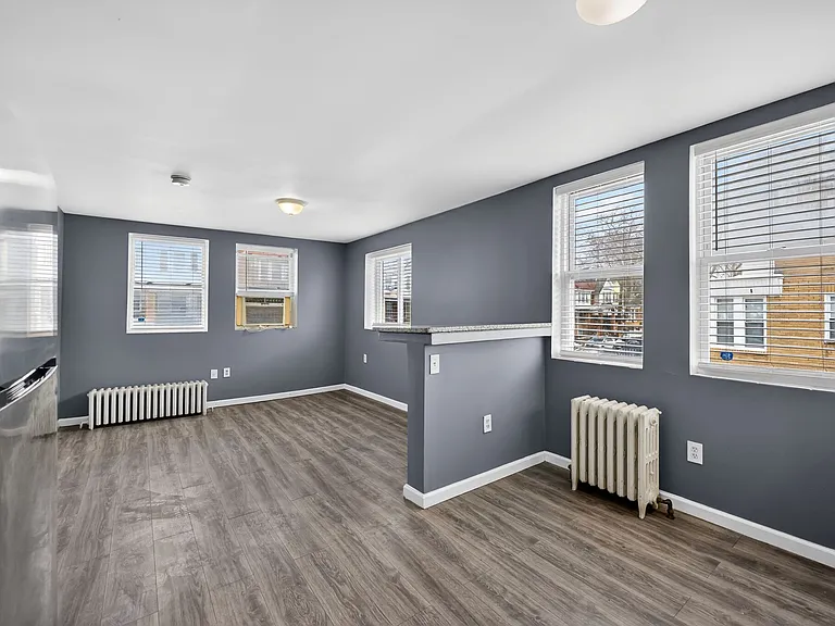 5820 Woodcrest Ave #3 — Photo 5