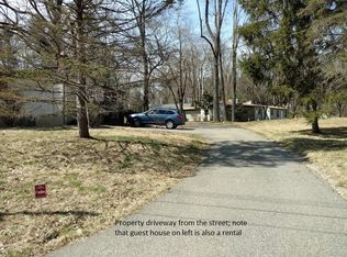5 Fawn Dr #A-C, Flemington, NJ 08822