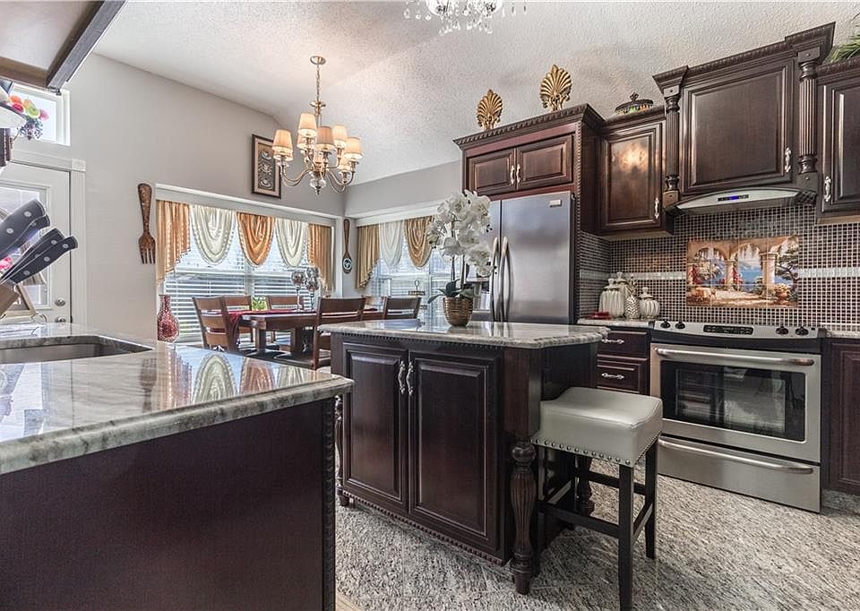 1st image of 5109 Goldenrain Dr