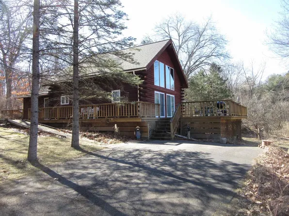 373 Fish Court, Oxford, WI 53952