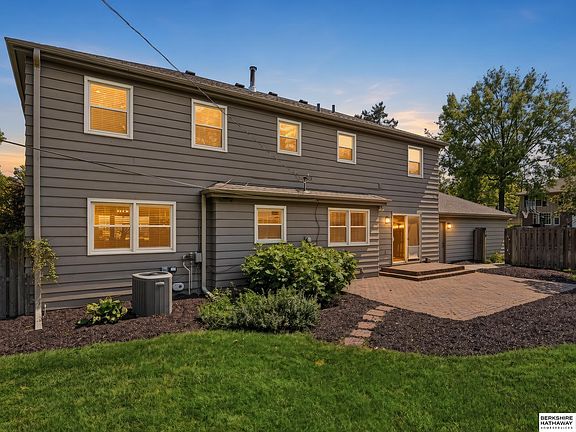 4th image of 12966 Morrison Dr