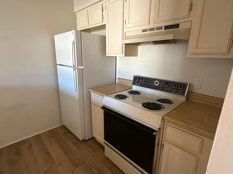 5705 E Texas St #172 — Photo 5