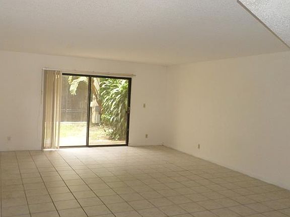 4th image of 119 Deer Creek Rd APT N101