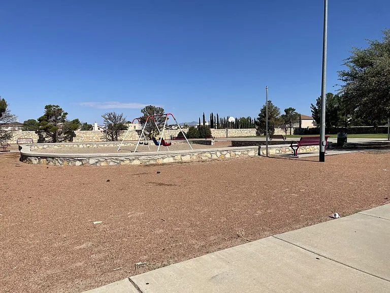 3057 Manny Aguilera Dr — Photo 30