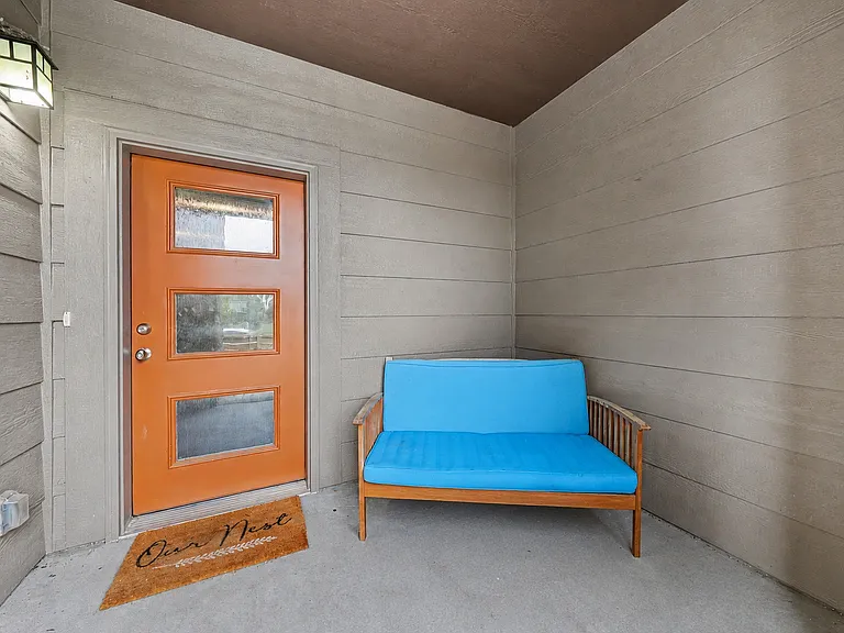 5748 Stone Fly Dr — Photo 2