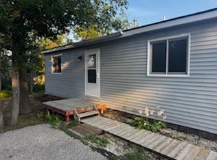 MF - Wilbe St, 7115, Indian River, MI 49749